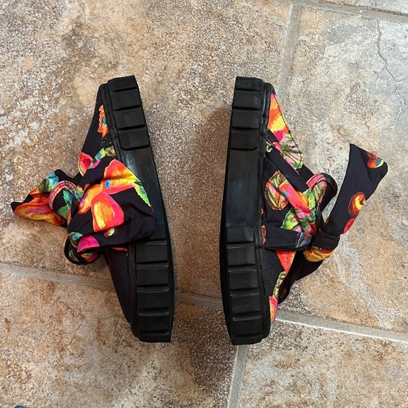Farm Rio Black Cashew Platform Mule Sneaker w/Bow Tropical Fruit Print 6.5 NWT - Picture 3 of 11